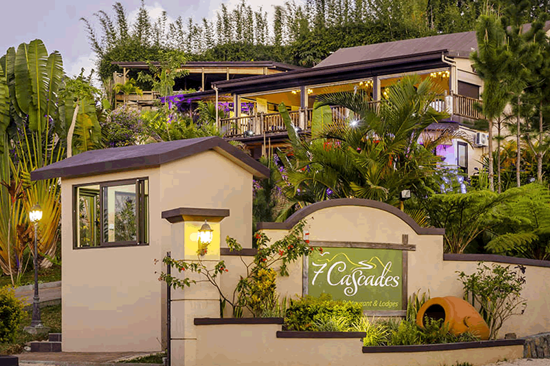 An Evening at 7 Cascades Lodges