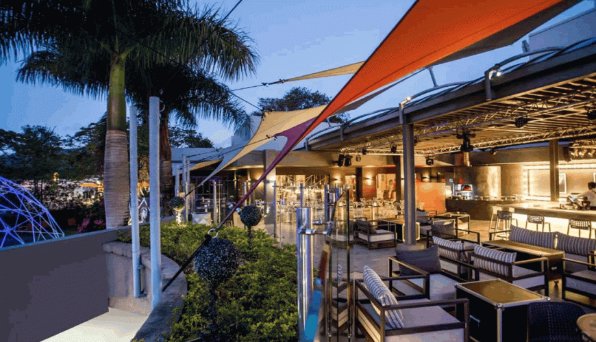 Hennessy Park Hotel