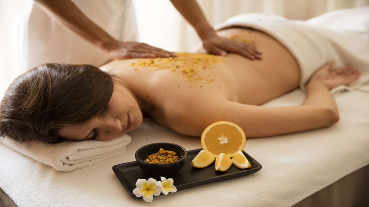 Back Massage at I Spa – Le Suffren Hotel & Marina