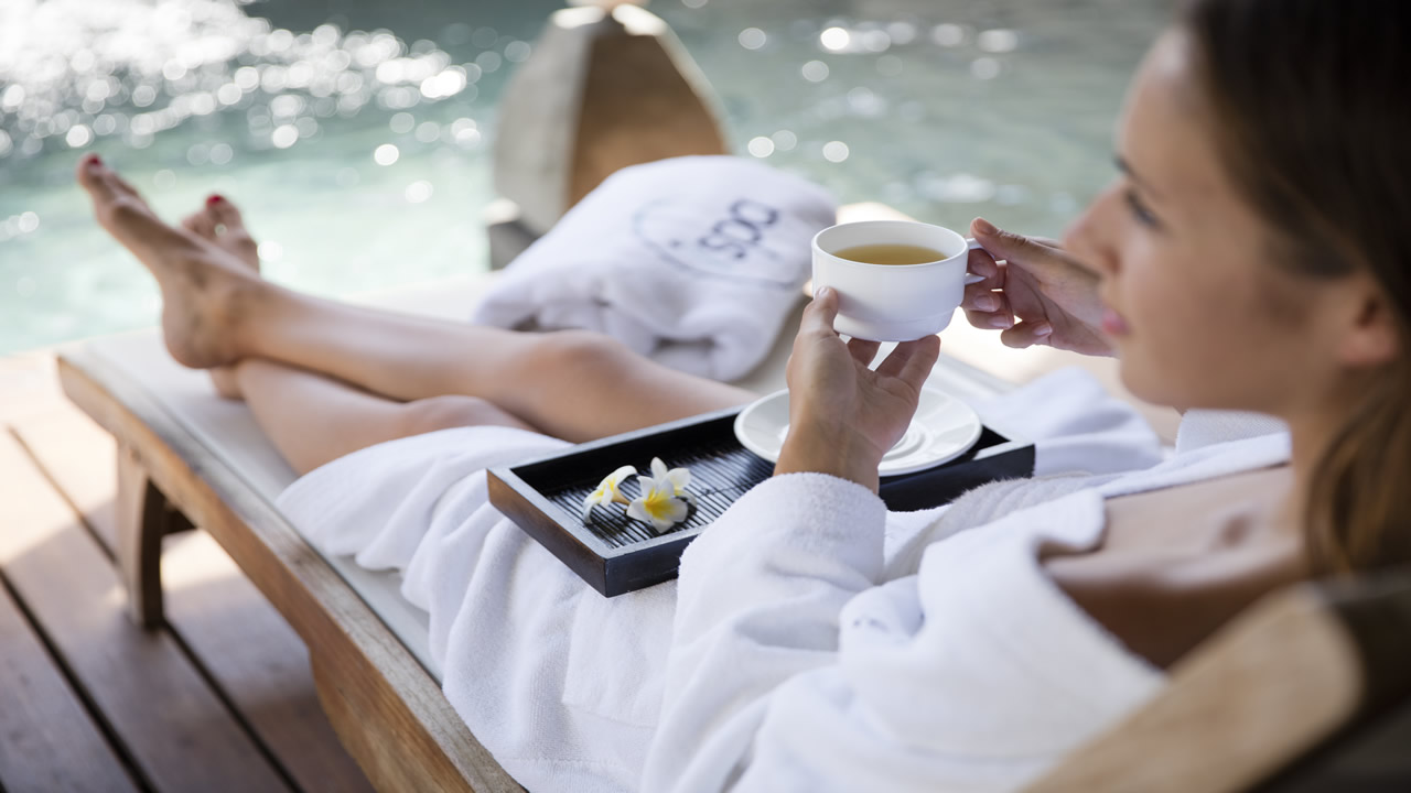 Hot Oil Massage at I Spa – Le Suffren Hotel & Marina