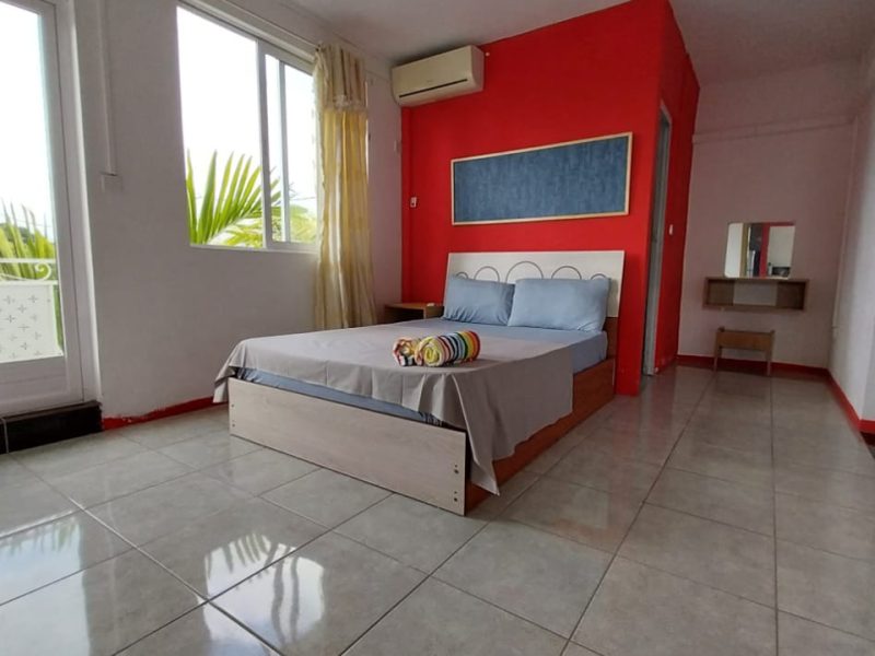 Coral Apartment with kitchen