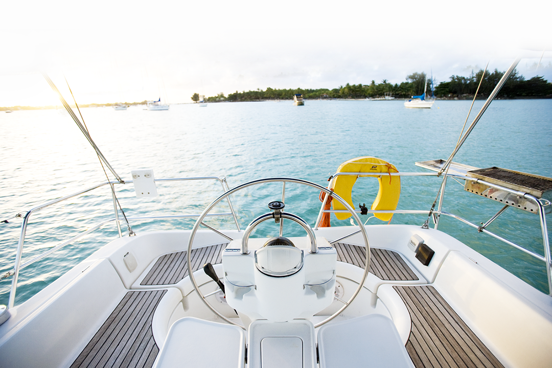 Blue Safari | Full-Day Monohull Cruise (Private)