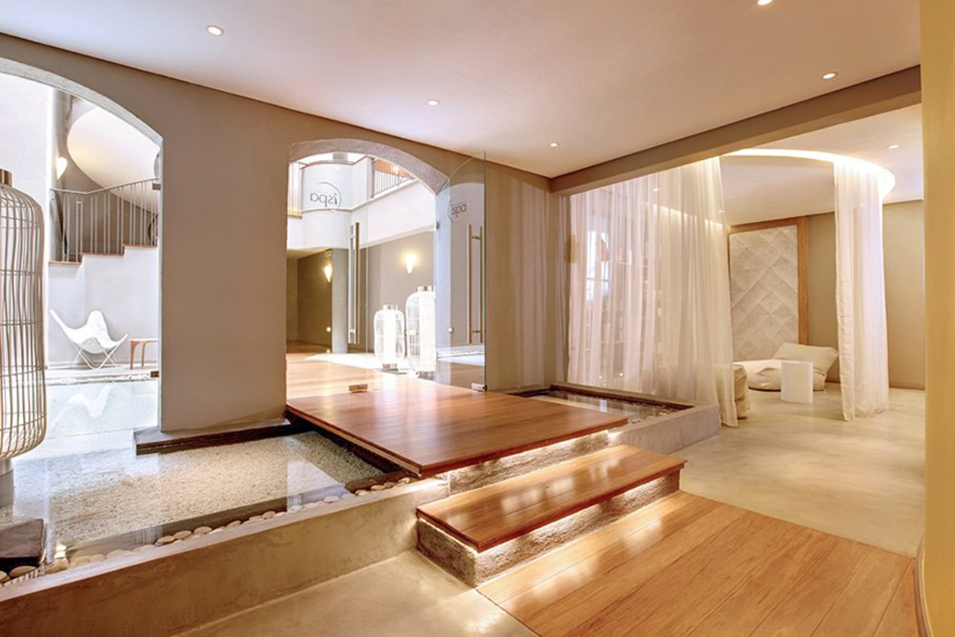 Hot Oil Massage at I Spa by The Address