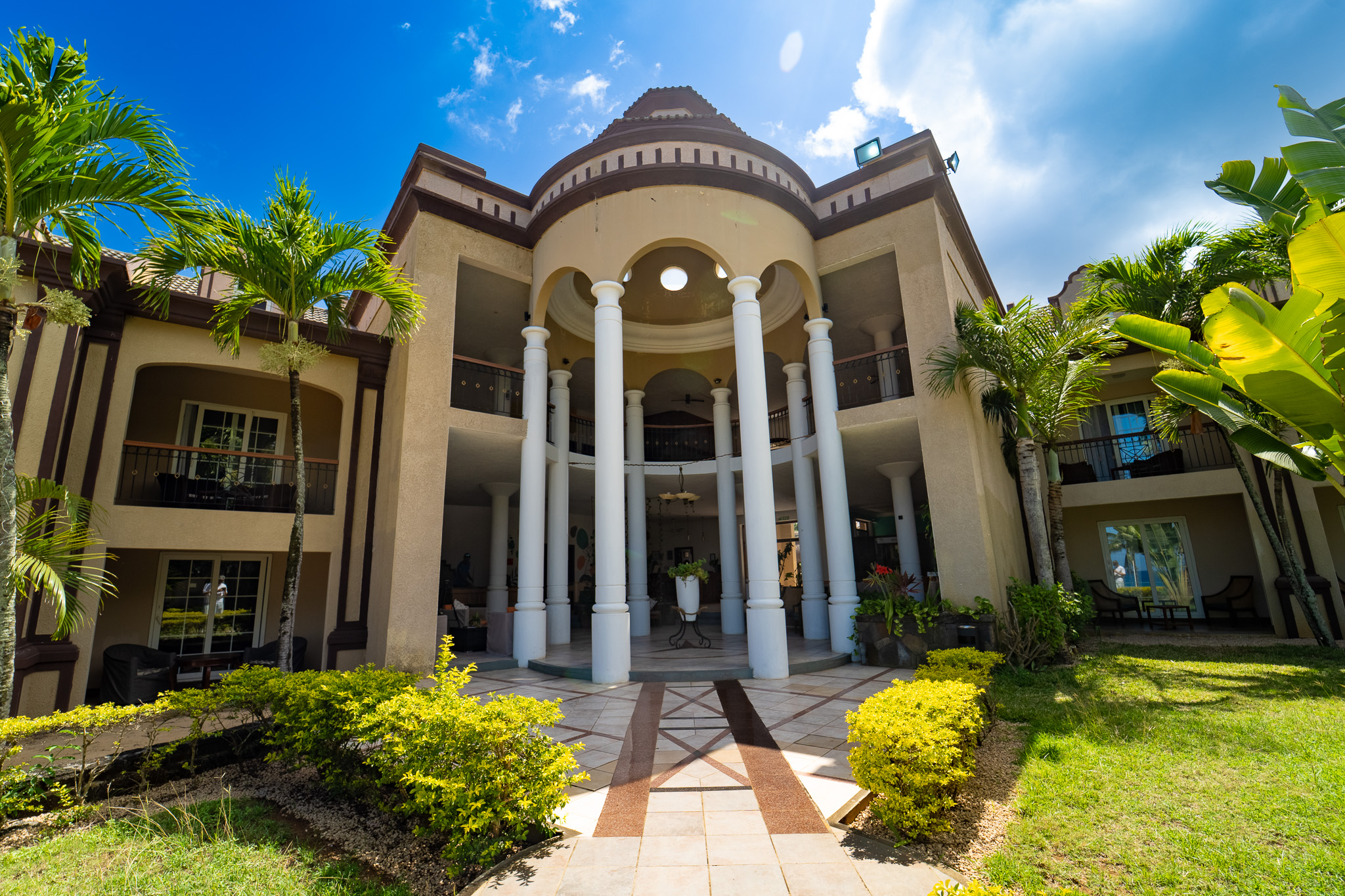 Afternoon Pass | Room | Lunch & Soft Drinks | Sunset Reef Resort & Spa