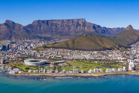 Nov to Dec 2026-CAPE TOWN HIGHLIGHTS — Montagnes, Manchots et Vignobles