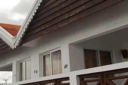 Le Récif Guest House — Half board + 1 full day tour + Île aux Cocos (with lunch) — 7–10 Pax