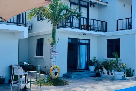 Oasis Marine Villa – Rodrigues — Half board + 1 full day tour — 4–6 Pax
