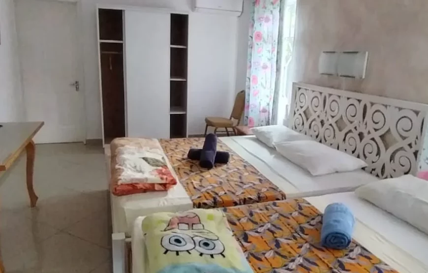 Oasis Vacances Guesthouse – Rodrigues — Half board + 2 full day tours — 7–10 Pax