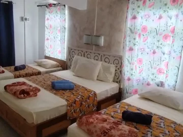 Oasis Vacances Guesthouse – Rodrigues — Half board + 1 full day tour + Île aux Cocos (with lunch) — 4–6 Pax